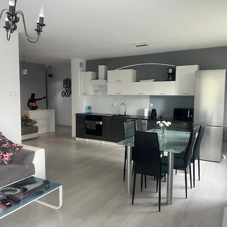 Seaside Bond 007 Kołobrzeg